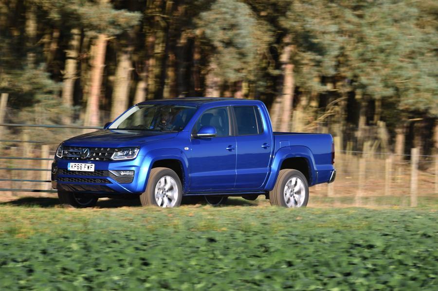  Volkswagen Amarok Double Cab 2016 года  (UK) (фото 18 из 40)